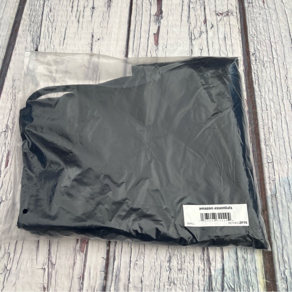 Amazonessentials MenClassic-fit 9” Flat-Front Linen NavyBlue Short Small petite - Picture 13 of 13